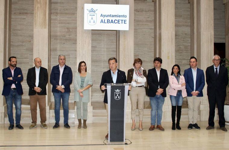 Manuel Serrano lamenta que la Junta haya confirmado que no aportará ni un solo euro para proyectos claves para la ciudad anunciados por el anterior Gobierno Municipal