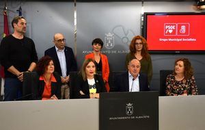 Emilio Sáez: “Manuel Serrano debe asimilar que ya no es oposición, ahora debe cumplir con su deber sin faltar a la verdad y pensando solo en la ciudadanía”