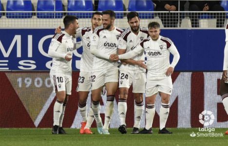 0-0.-El Albacete corta la racha negativa en Huesca con un empate que sabe a poco