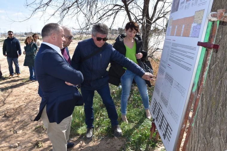 El Grupo Socialista denuncia el “poco interés” de Manuel Serrano en la puesta en marcha nuevas promociones públicas de vivienda, “ya que prefiere vivir de las rentas”