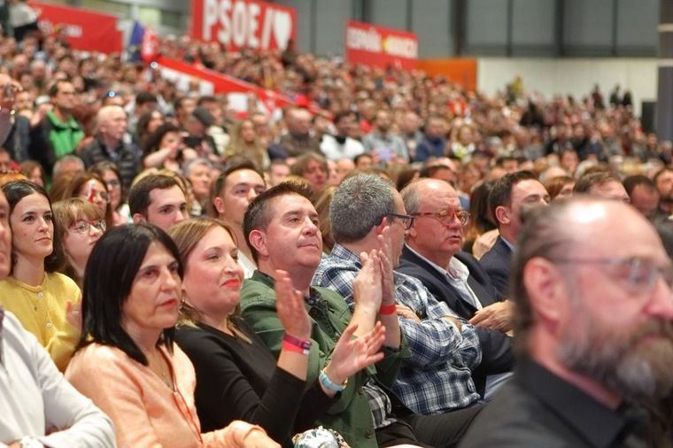 Casi 200 militantes de Albacete acompañan al presidente Sánchez en el multitudinario acto de Madrid
