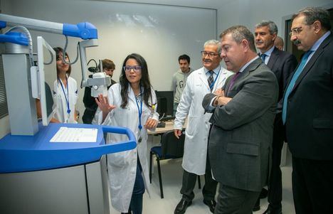 Page avanza que Castilla-La Mancha universalizará el Servicio de Medicina Nuclear 'en los próximos dos años'