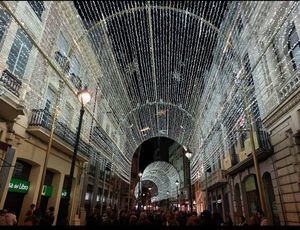 Manuel Serrano invita a los albaceteños al acto de inauguración del alumbrado de Navidad de Albacete que tendrá lugar mañana martes en la Plaza del Altozano