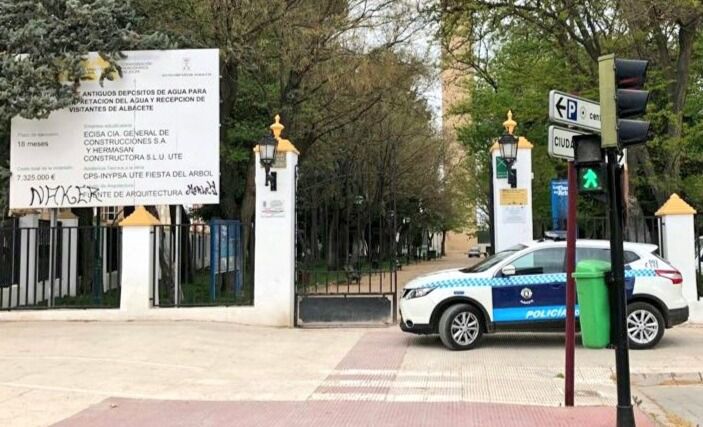 El Ayuntamiento cierra los parques tras la alerta por vientos superiores a 70 km/h