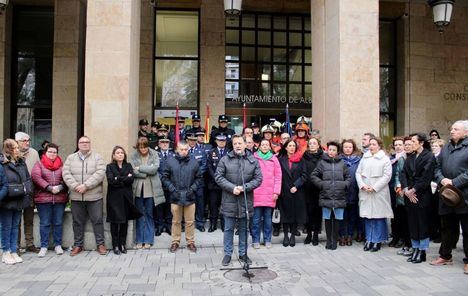 Albacete se solidariza con las víctimas y afectados por el siniestro de Valencia, y el alcalde pone en valor la gran labor de los bomberos en la prevención y extinción de incendios