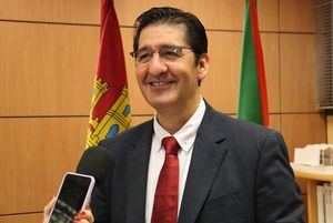  La Junta se muestra 