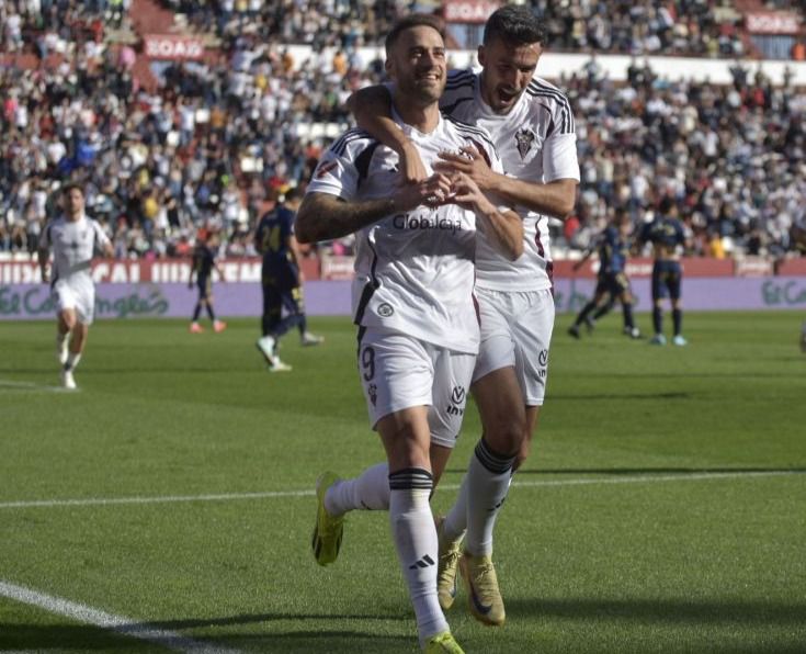 (2-1).-El Albacete pone fin a su mala racha con un sufrido y merecido triunfo ante el Tenerife