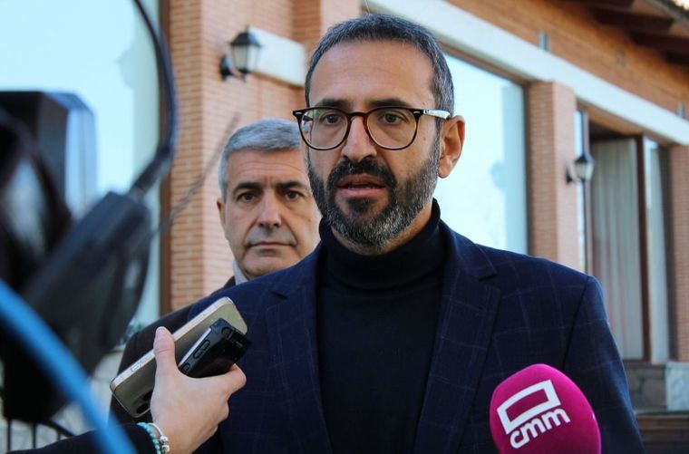 El PSOE destaca la 'voz propia' de Page frente a un PP y Vox castellanomanchego que son 'sucursales' de Feijóo y Abascal