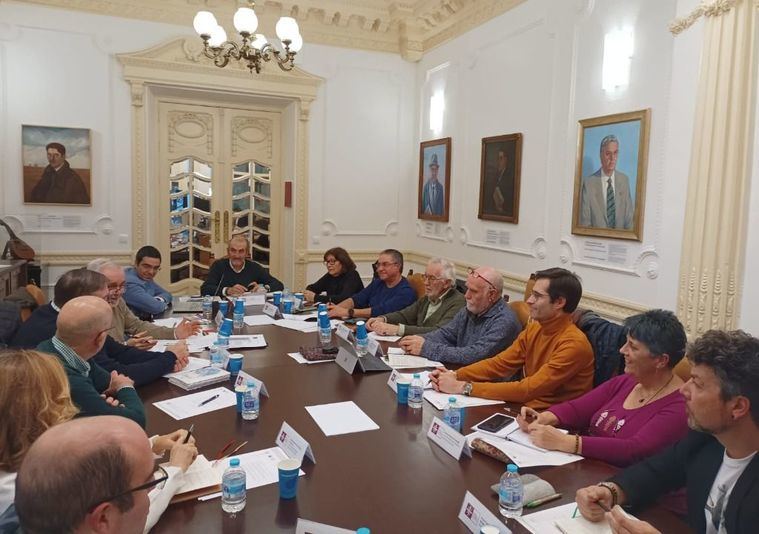 El Instituto de Estudios Albacetenses celebra la primera reunión de su Comisión Permanente, formada por un destacado grupo de especialistas