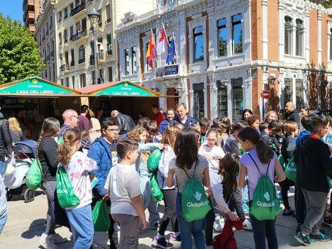 Los albaceteños celebran la Feria del Libro durante cinco días con más de medio centenar de propuestas culturales