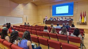 Rodríguez de Vera muestra el apoyo del Ayuntamiento a la Academia de Medicina por su labor en pro de la salud pública