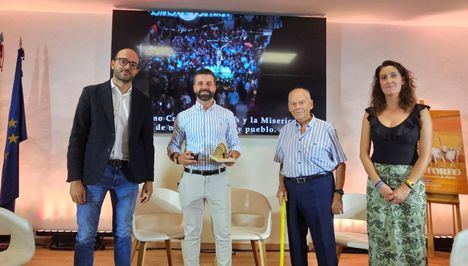 Carcelén trae al stand de la Diputación su memoria pastoril, la ‘Carrera de los Montones’ y el proyecto arqueológico de las cuevas de Pepe Roque