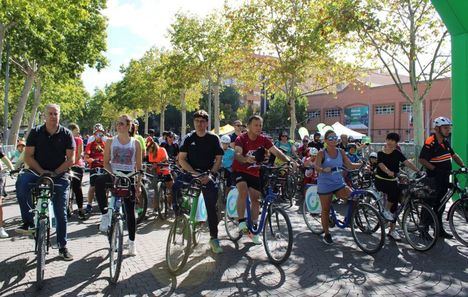 Manuel Serrano anima a utilizar medios de transporte no contaminantes para conseguir una Albacete más sostenible