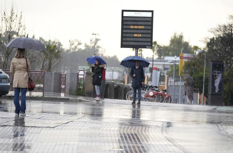 La Aemet emite un aviso rojo a partir del viernes en zonas de Alicante, Murcia y sur de Castilla-La Mancha, (Albacete): 'Puede haber inundaciones'