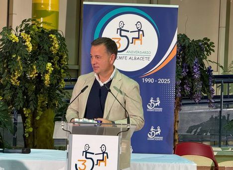 El alcalde agradece a Cocemfe por mejorar la calidad de vida de las personas con discapacidad en Albacete