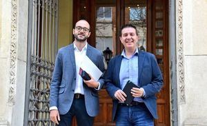 El Gobierno de Cabañero pone a disposición de los ayuntamientos más de 15.000 sillas y cerca de 2.000 mesas plegables, reforzando el desarrollo de sus actividades locales