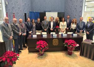 Cabañero subraya la importancia “de cuidar al cuidador” durante la toma de posesión de la nueva Junta Directiva del Ilustre Colegio Oficial de Médicos de Albacete