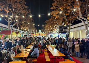 El alcalde anima a disfrutar de la programación navideña que incluye una pista de hielo y actividades para toda la familia