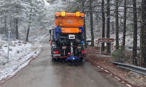 La Diputación de Albacete refuerza el dispositivo de vialidad invernal ante el temporal de nieve