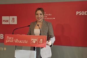 Amparo Torres destaca el compromiso del Gobierno de España con las personas pensionistas y los colectivos más vulnerables