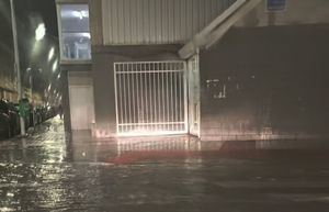 Manuel Serrano critica la falta de respuesta de la Confederación ante el desbordamiento del canal de María Cristina