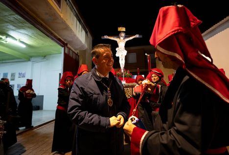 Santi Cabañero ensalza en Pozo Cañada la paradoja de una arraigada y sorprendente Semana Santa en el municipio más joven de la provincia