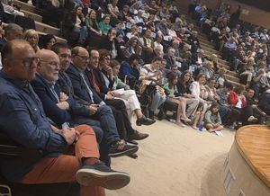 Cabañero participa en el homenaje que CCOO rinde a Juan Antonio Mata, “una brújula moral en la vida pública”