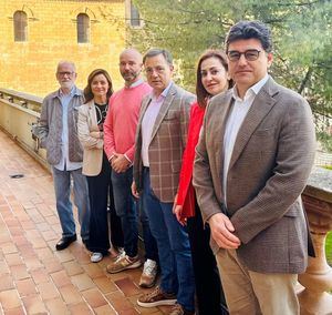 Manuel Serrano se reúne con la nueva directiva de la Asociación de Periodistas para “mantener como hasta ahora una relación de respeto mutuo y colaboración”