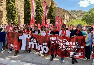 Cientos de personas reivindican el Primero de Mayo en C-LM más derechos, vivienda y reparto justo de la riqueza