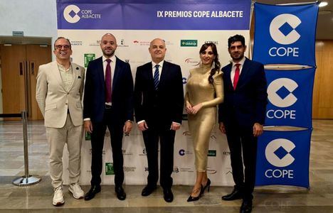 Valera y González aplauden el talento reunido en los IX Premios COPE poniendo en valor “el mejor Albacete”