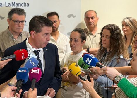 Diputación de Albacete y Gobierno regional lideran, junto a APRECU y FUDECU, la defensa institucional del sector cuchillero frente a la amenaza aprobada en el Congreso