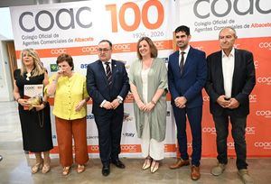 El Gobierno regional destaca el papel esencial del agente comercial para conectar la industria y el comercio, que aporta el 21% del PIB de Albacete