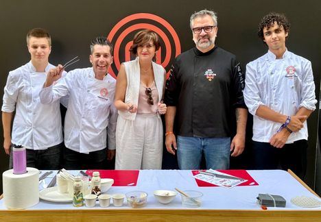 Elena Serrallé asiste al antorchasMasterChef que “ahonda en la vertiente gastronómica de un festival de éxito en Albacete”