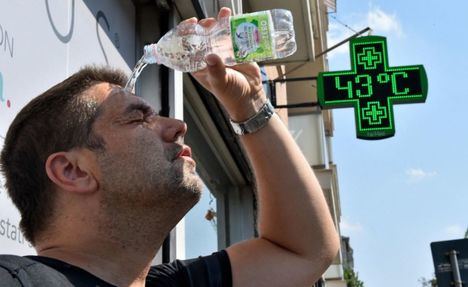 El Ayuntamiento pide precaución ante la ola de calor y aplica medidas preventivas para los trabajadores de limpieza viaria, recogida de residuos sólidos y zonas verdes