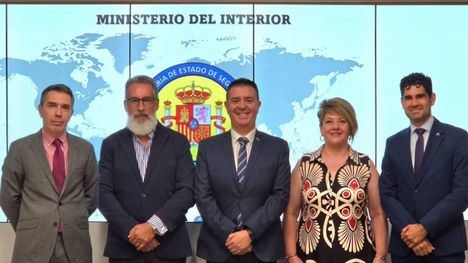 La Diputación de Albacete y Aprecu llevan la voz del sector cuchillero al Ministerio del Interior y trasladan tranquilidad: “No existe voluntad alguna de criminalizar ni perseguir la navaja albaceteña”
