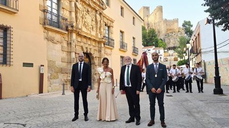 Almansa vive el arranque de una Feria que “habla de su historia y de la ciudad viva que es hoy”