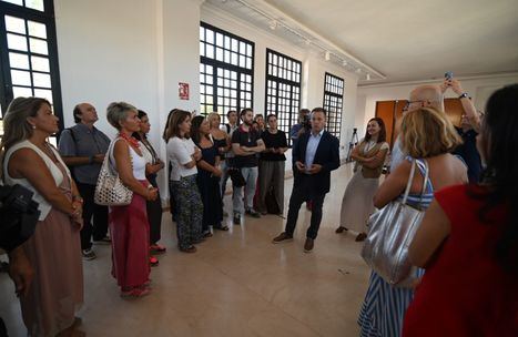 Serrano sostiene que “la Feria va a más”, con más de 2,6 millones de visitantes hasta la fecha, y agradece a los medios de comunicación su labor informativa y de promoción de Albacete