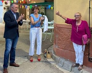 Los concejales Elena Serrallé y Carlos Calero asisten a las fiestas patronales de Casa de las Monjas y se interesan por las necesidades de la pedanía