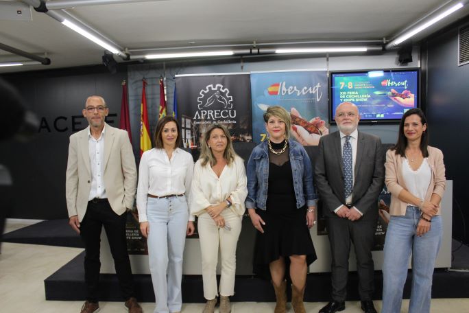 El Ayuntamiento destaca la importancia de la Feria de cuchillería Ibercut, que este año incorpora experiencias culturales y gastronómicas junto a la vertiente comercial