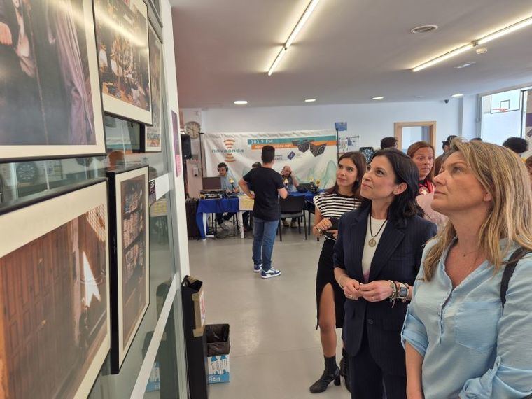 Gala de la Calzada inaugura la exposición de premios del certamen Creación Joven, “donde puede verse el talento de nuestros jóvenes”