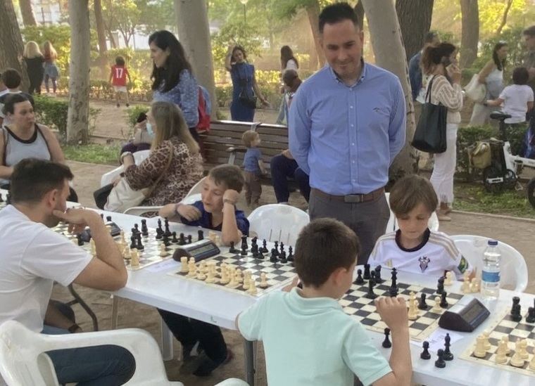 El programa educativo del Ayuntamiento ofrece “actividades variadas que complementan la docencia académica para avanzar en una formación integral”