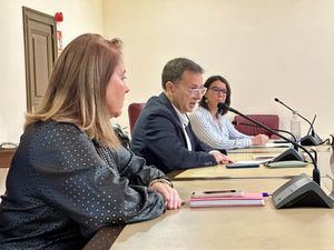 Más de medio centenar de familias son atendidas en el Programa Caixa Proinfancia en el barrio Franciscanos para afrontar las desigualdades
