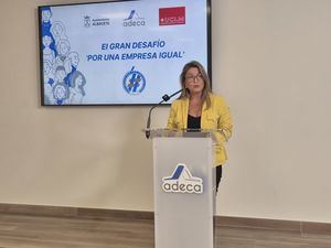 Varias asociaciones empresariales recibirán 90.000 euros en ayudas del Ayuntamiento “para que puedan seguir apoyando a las empresas y al desarrollo de la ciudad”