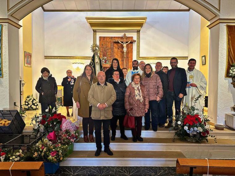 Concejales asisten a la fiesta patronal de Los Anguijes y se interesan por las necesidades de los vecinos de esta pedanía