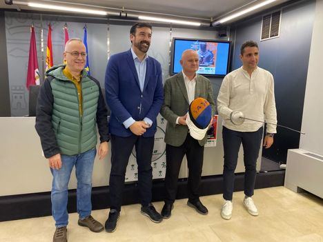 La ciudad acoge este próximo fin de semana un nuevo campeonato nacional: un torneo de esgrima al que vendrán unos 220 tiradores de toda España