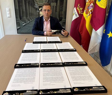 El alcalde de Albacete solicita a los líderes políticos que excluyan la navaja artesanal de la modificación del Reglamento de Armas