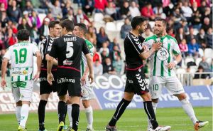 1-0. El Albacete mereció mucho más en su visita al Nuevo Arcángel de Cordoba