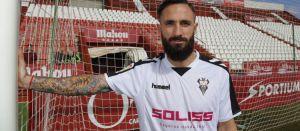 Cifu, nuevo jugador del Albacete: ” Espero sumar mi granito de arena y dar lo mejor de mí”