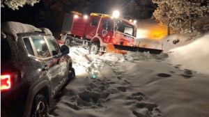 Rescatan a una pareja y su bebé cuyo vehículo quedó atrapado por la nieve en Nerpio (Albacete)