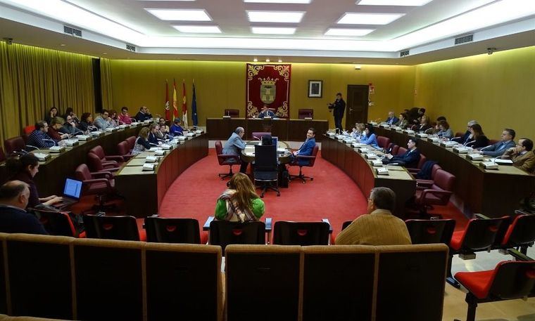 Albacete contará con 150 millones de un presupuesto 'equilibrado', de los cuales 19 se destinarán a inversiones